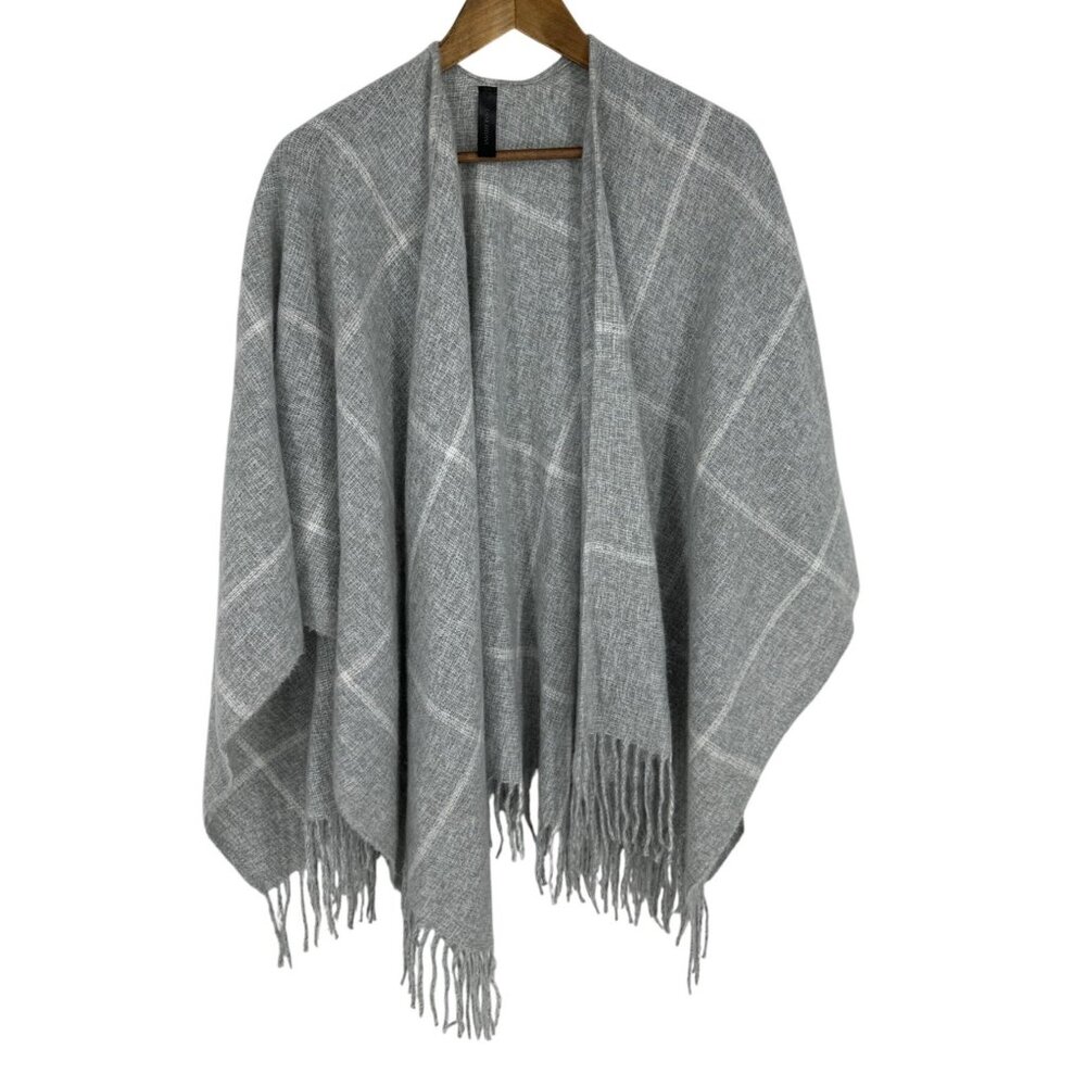 Lane Bryant Gray Plaid Open Front Fringe Trim Poncho Wrap